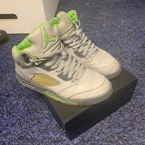 Jordan 5 green bean